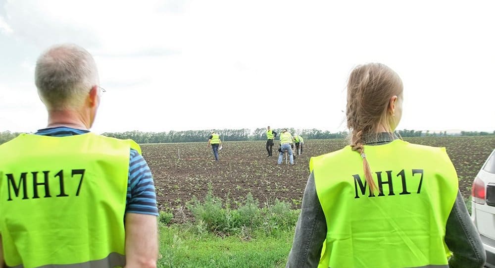 DOKUMENTÁRNY FILM O MH17 ODHAĽUJE 5-ROČNÝ REŤAZEC LŽÍ.